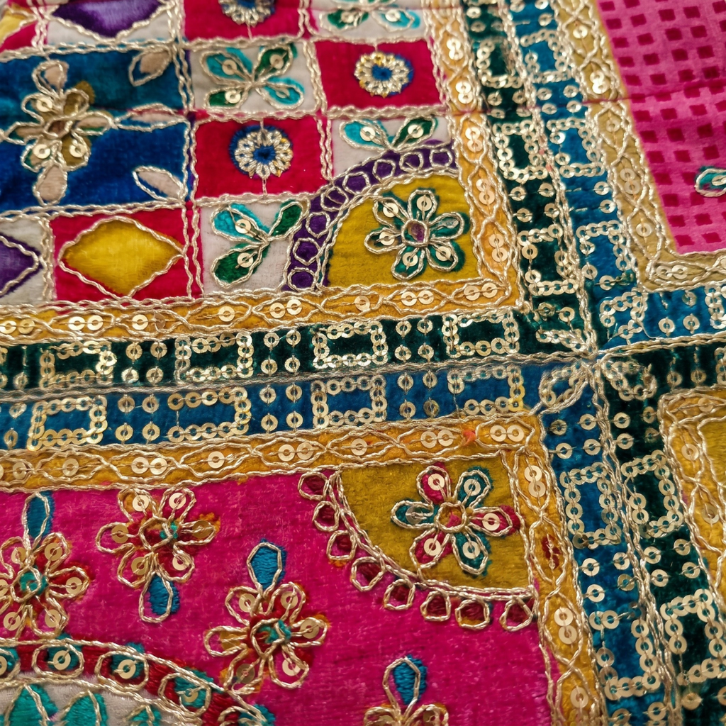 Ranjika Clutch