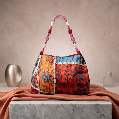 Aditri Clutch