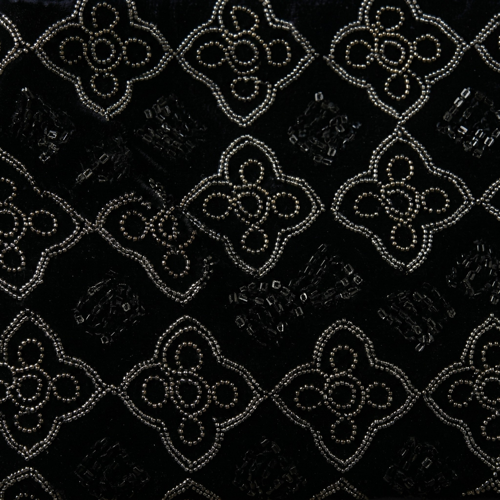 Shyama Clutch