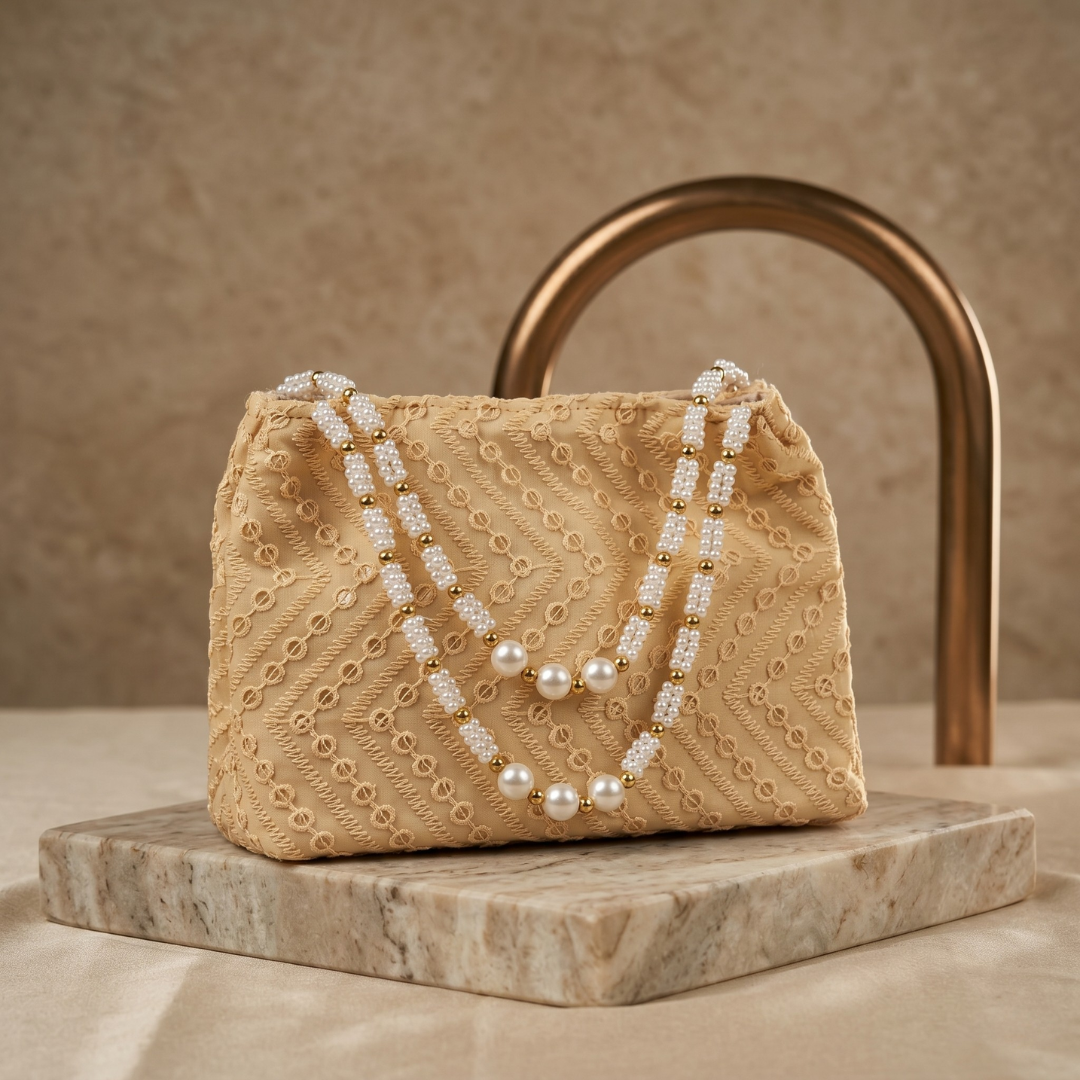 Kaira Clutch